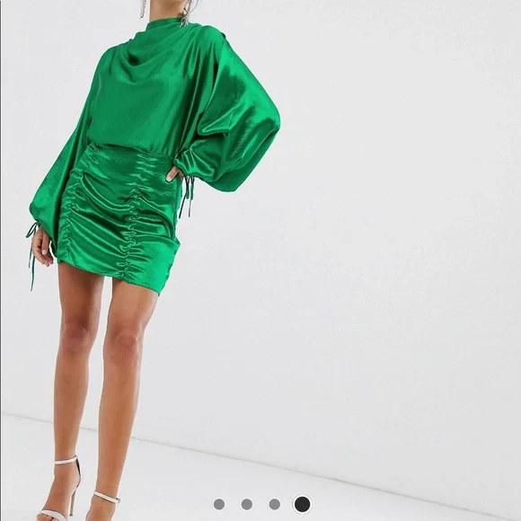 Gorgeous green satin dress great for NYE(New Year - Picture 3 of 3